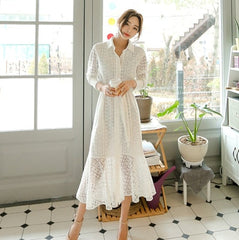 2019 Autumn Women Long Sleeve Lace Dress Beach Vintage Maxi solid Hollow out Dresses Boho Casual Belt Dress Robe Femme