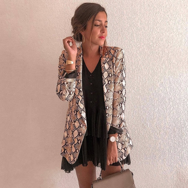 2019 Chic Women Snake Print Blazer Notched Collar Long Sleeve Coat Female Outerwear Women Suit Top OL Jacket Female Thin Coat